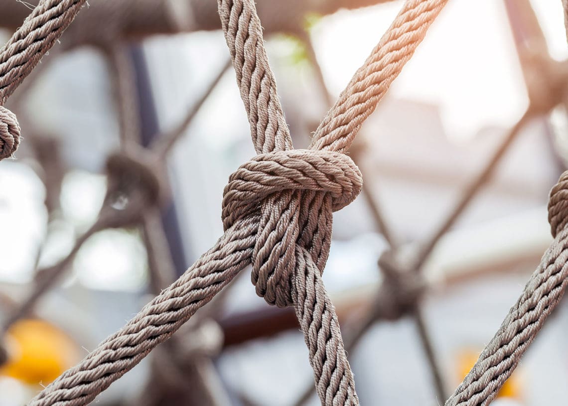 Shared Struggles and Strong Ties Can Help Teams Weather the Great Resignation