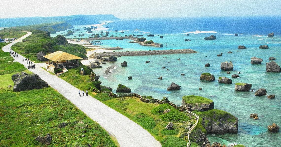 beach in okinawa japan