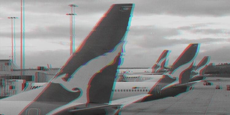qantas planes on ground
