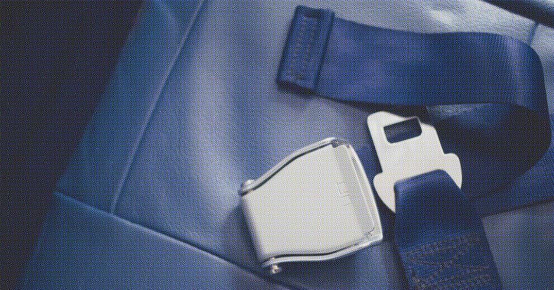 airplane seatbelt