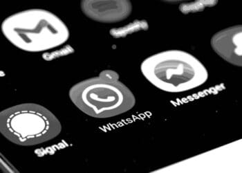 whatsapp and other chat icons