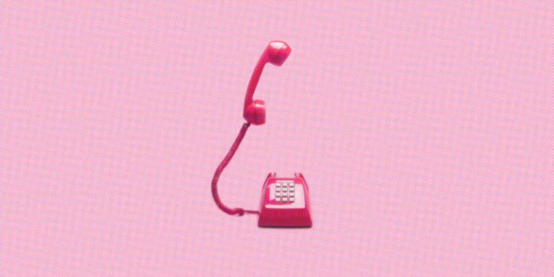 retro style corded phone