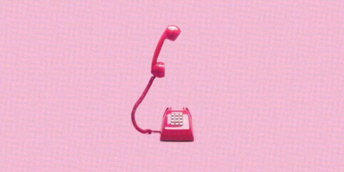 retro style corded phone