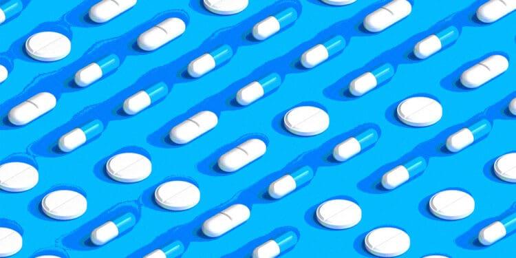 pills arranged in grid