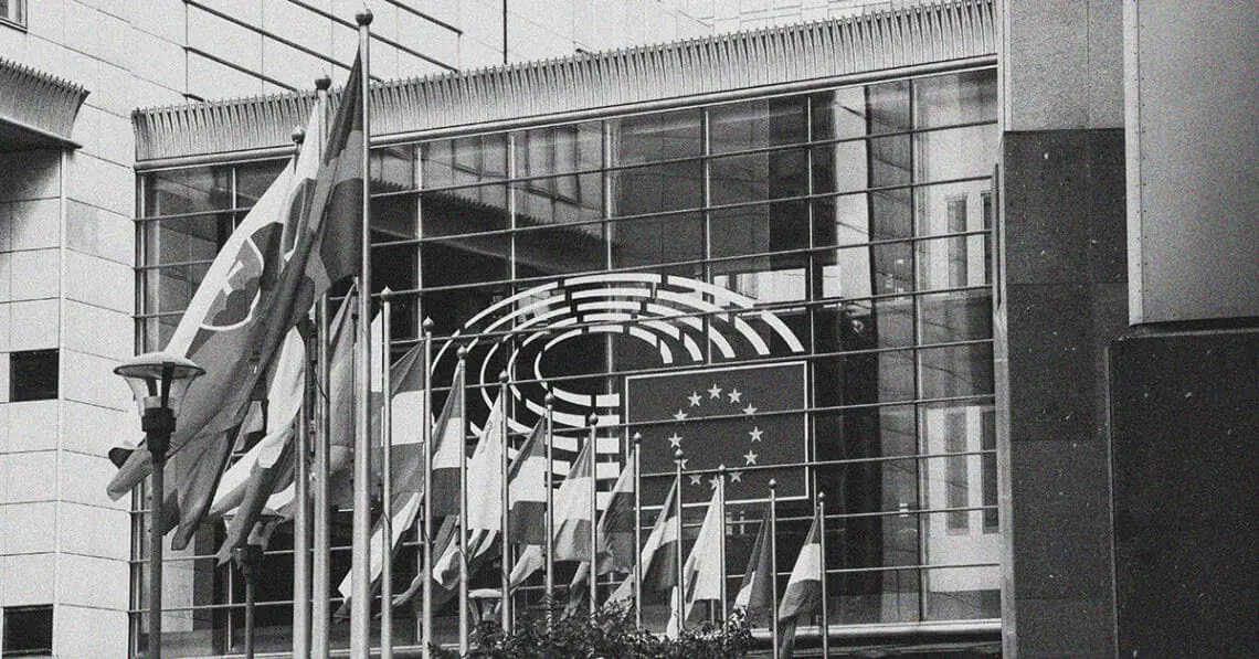 flags at eu