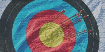 Unveiling Insights for 2025: Building Resilient Ethics & Compliance Programs