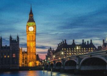 uk parliament building