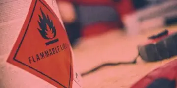 flammable liquid warning label