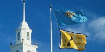 delaware state flags
