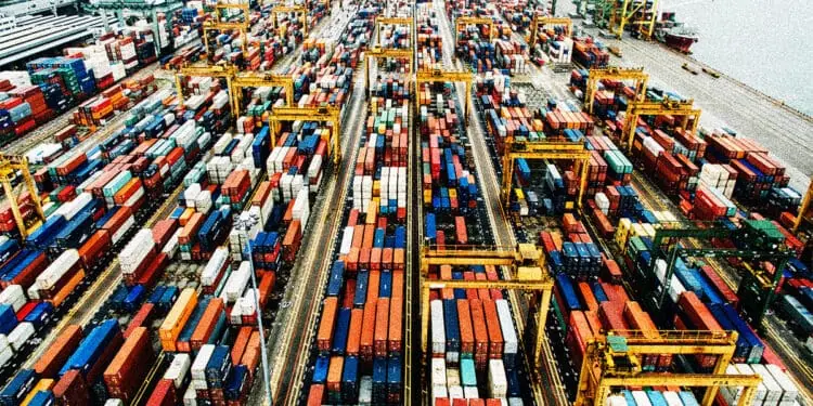 supply chain shipping containers