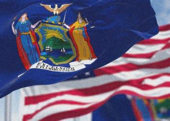 new york and us flags