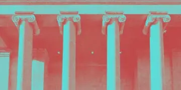 4 pillars on building