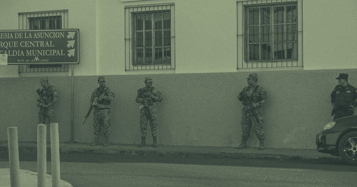 officers outside jail latin america