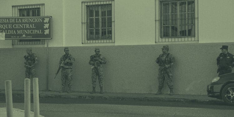 officers outside jail latin america