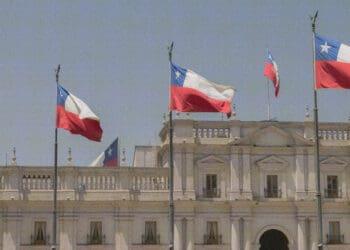 chilean flags on government building