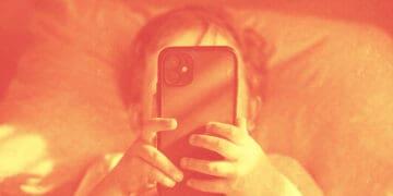 small child using smartphone