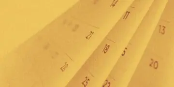 calendar pages flipping