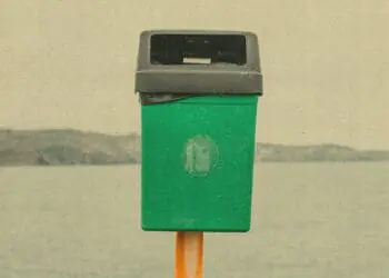 dog poop bin