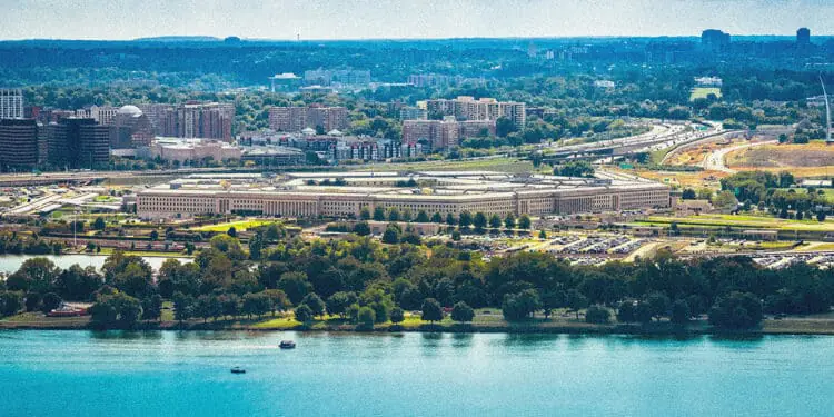 pentagon building and potomac