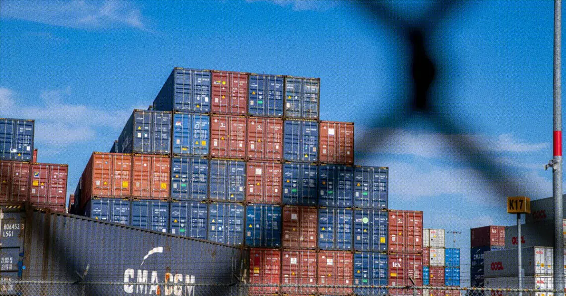 shipping containers port of los angeles